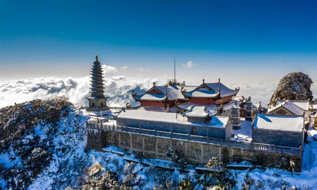 Đánh Giá Đỉnh Pusilung (3.083m): Đỉnh Núi Biên Giới Hoang Sơ & Khốc Liệt Nhất Việt Nam